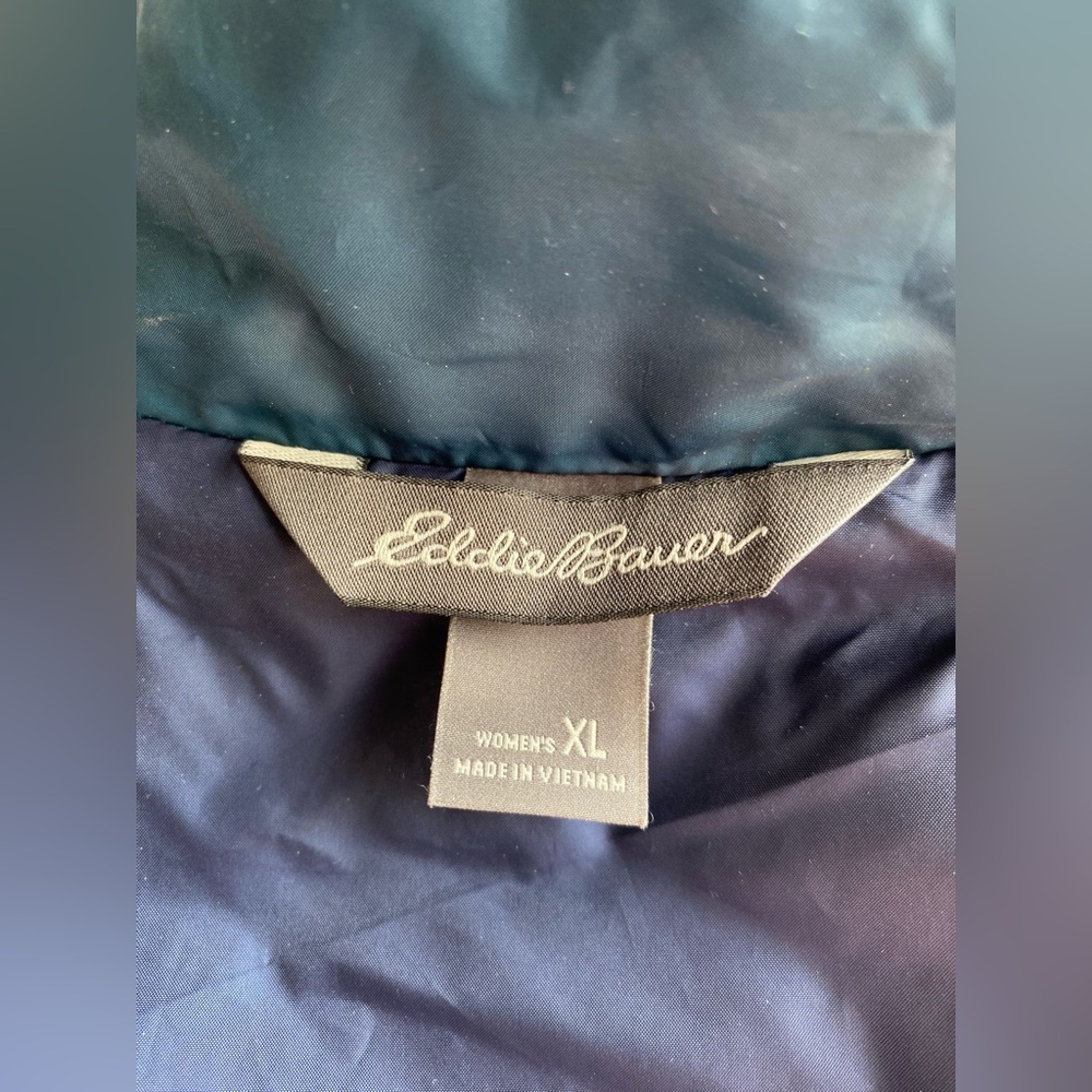 🩵 Eddie Bauer Women’s Packable 650 Down Vest - XL - Picture 11 of 11